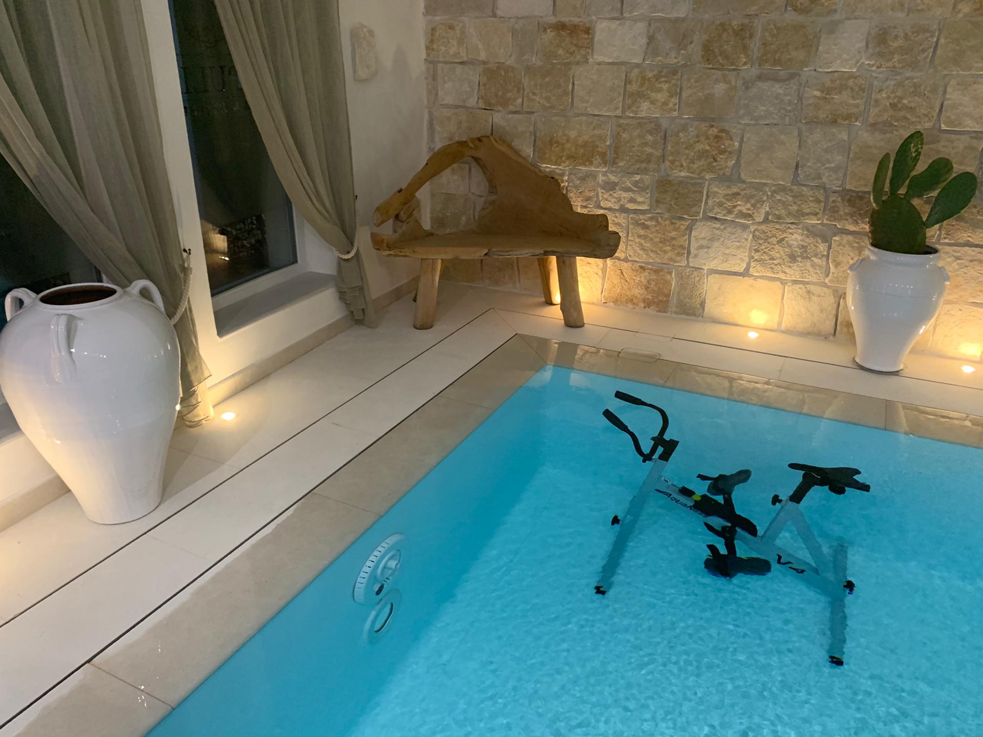 private-spa-pool-wellness-hydrobike-xane